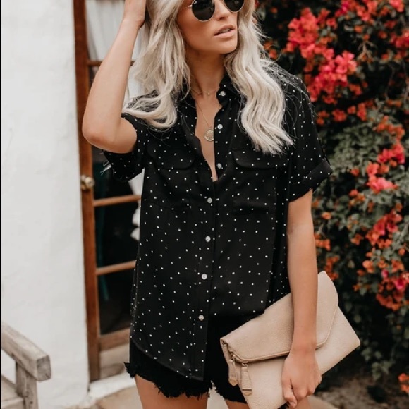 Button down - Picture 1 of 3